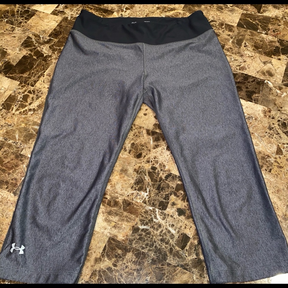 Adult small, gray, Under Armour fitted leggings